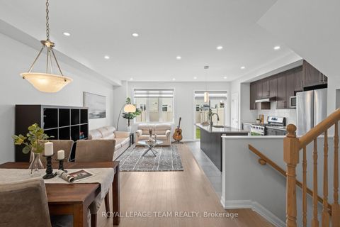 Photo 6 at 45 Finglas Court N, Nepean (Half Moon Bay), Ottawa
