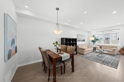 Photo 7 at 45 Finglas Court N, Nepean (Half Moon Bay), Ottawa
