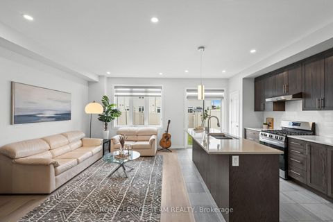 Photo 9 at 45 Finglas Court N, Nepean (Half Moon Bay), Ottawa