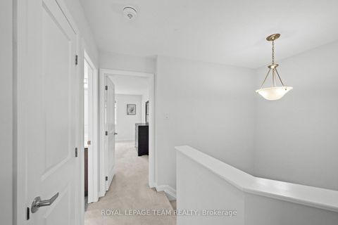 Photo 19 at 45 Finglas Court N, Nepean (Half Moon Bay), Ottawa