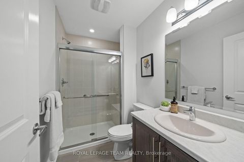Photo 30 at 45 Finglas Court N, Nepean (Half Moon Bay), Ottawa