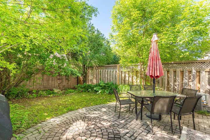Photo 3 at 66 Daventry Crescent, Nepean (Longfields), Ottawa