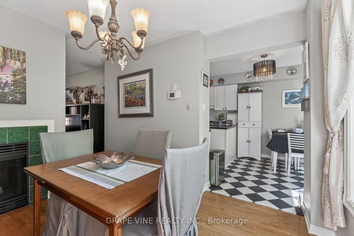 Photo 15 at 66 Daventry Crescent, Nepean (Longfields), Ottawa