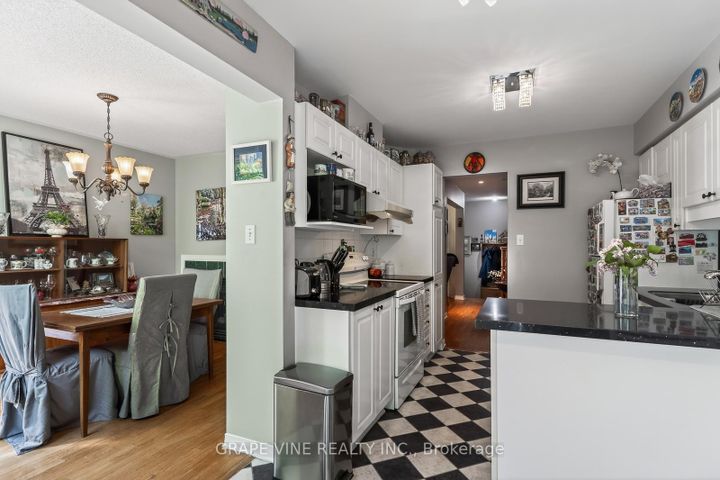 Photo 20 at 66 Daventry Crescent, Nepean (Longfields), Ottawa