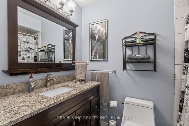 Photo 31 at 66 Daventry Crescent, Nepean (Longfields), Ottawa