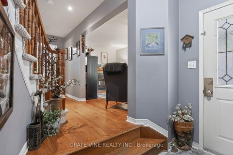 Photo 7 at 66 Daventry Crescent, Nepean (Longfields), Ottawa