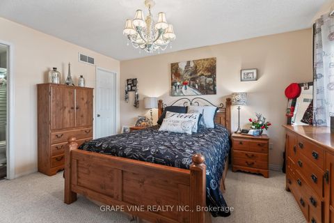 Photo 23 at 66 Daventry Crescent, Nepean (Longfields), Ottawa