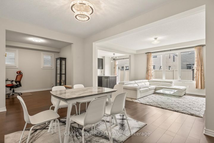 Photo 12 at 414 Aphelion Crescent, Nepean (Half Moon Bay), Ottawa