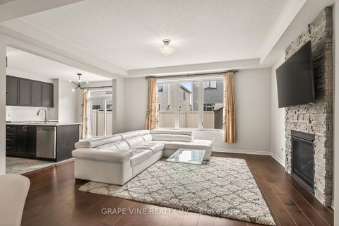 Photo 11 at 414 Aphelion Crescent, Nepean (Half Moon Bay), Ottawa