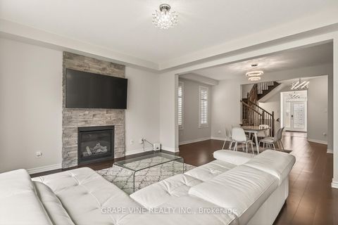 Photo 14 at 414 Aphelion Crescent, Nepean (Half Moon Bay), Ottawa
