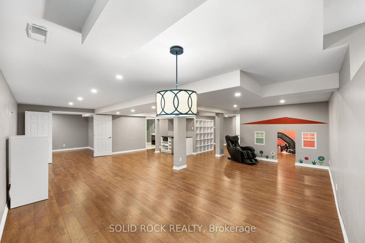 Photo 33 at 347 Bamburgh Way, Nepean (Cedargrove/Fraserdale), Ottawa
