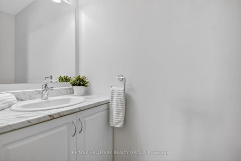 Photo 3 at 58 Teelin Circle, Nepean (Half Moon Bay), Ottawa