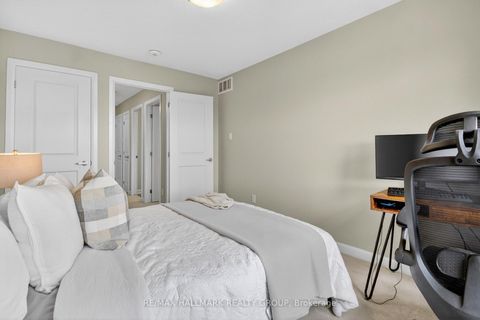 Photo 14 at 58 Teelin Circle, Nepean (Half Moon Bay), Ottawa