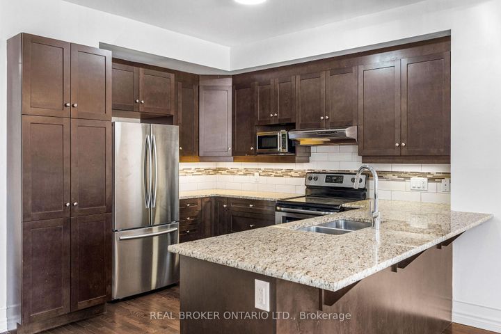 Photo 12 at 43 Claridge Drive, Nepean (Longfields), Ottawa