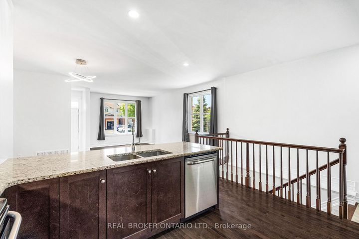 Photo 14 at 43 Claridge Drive, Nepean (Longfields), Ottawa