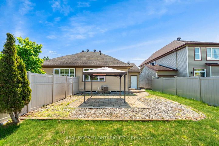 Photo 45 at 43 Claridge Drive, Nepean (Longfields), Ottawa
