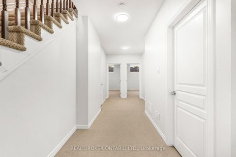 Photo 32 at 43 Claridge Drive, Nepean (Longfields), Ottawa