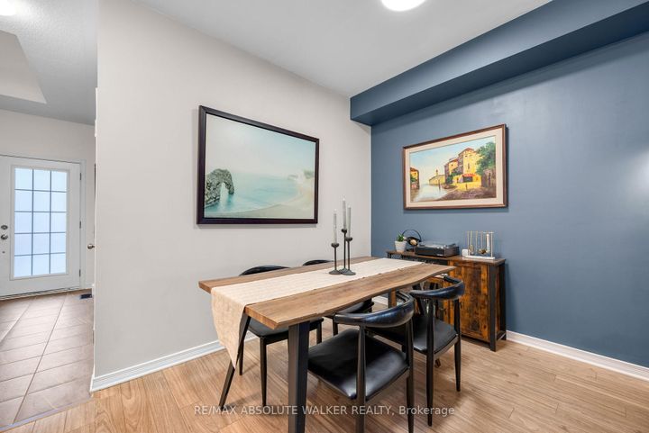 Photo 4 at 33 Dundalk Private, Nepean (Stonebridge), Ottawa