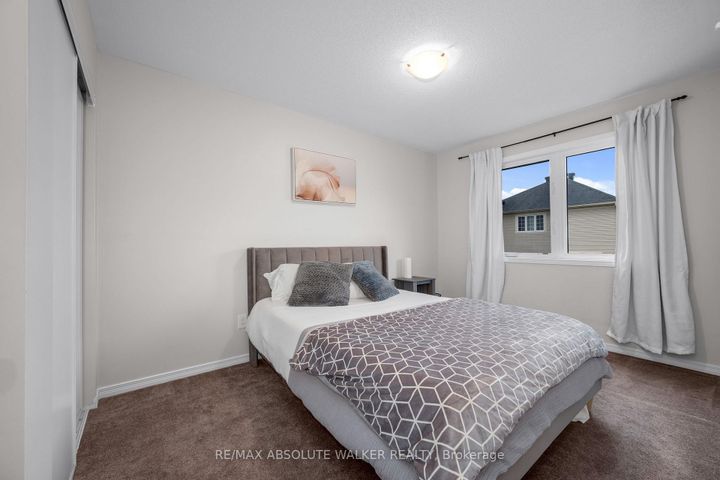 Photo 21 at 33 Dundalk Private, Nepean (Stonebridge), Ottawa