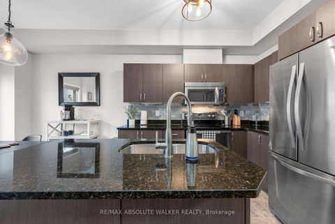 Photo 12 at 33 Dundalk Private, Nepean (Stonebridge), Ottawa