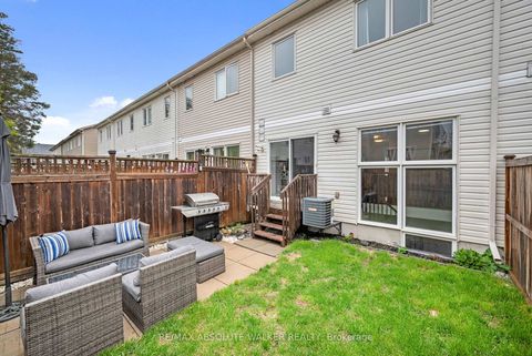 Photo 31 at 33 Dundalk Private, Nepean (Stonebridge), Ottawa