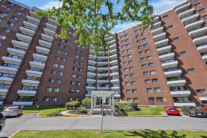 Photo 1 at 707 - 20 Chesterton Drive, Nepean (Borden Farm/Stewart Farm/Carleton Heights/Parkwood Hills), Ottawa