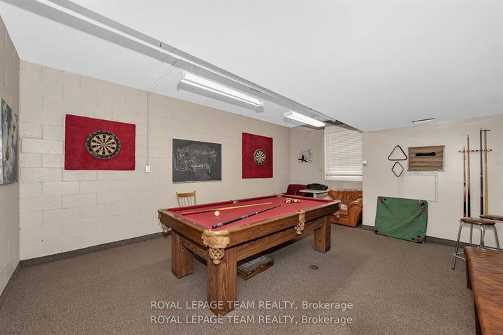 Photo 31 at 707 - 20 Chesterton Drive, Nepean (Borden Farm/Stewart Farm/Carleton Heights/Parkwood Hills), Ottawa