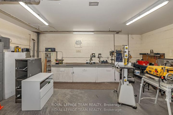 Photo 33 at 707 - 20 Chesterton Drive, Nepean (Borden Farm/Stewart Farm/Carleton Heights/Parkwood Hills), Ottawa