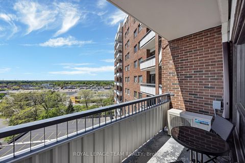 Photo 15 at 707 - 20 Chesterton Drive, Nepean (Borden Farm/Stewart Farm/Carleton Heights/Parkwood Hills), Ottawa