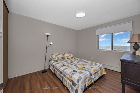 Photo 18 at 707 - 20 Chesterton Drive, Nepean (Borden Farm/Stewart Farm/Carleton Heights/Parkwood Hills), Ottawa