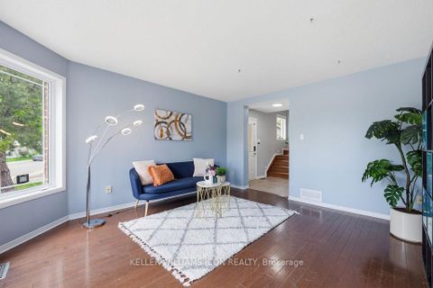 Photo 6 at 90 Sunvale Way, Nepean (Barrhaven East), Ottawa