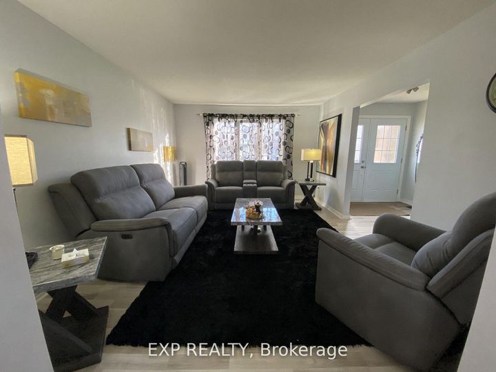 Photo 4 at 29 - 415 Kintyre Private, Nepean (Carleton Square), Ottawa