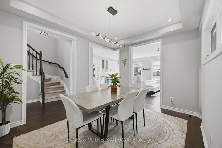 Photo 12 at 139 Switch Grass Crescent, Nepean (Half Moon Bay), Ottawa