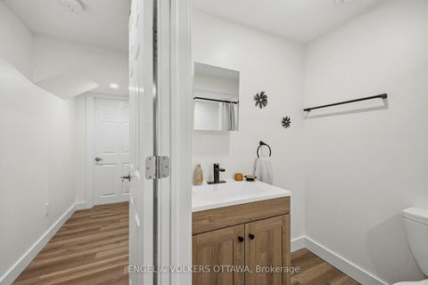 Photo 22 at 139 Switch Grass Crescent, Nepean (Half Moon Bay), Ottawa