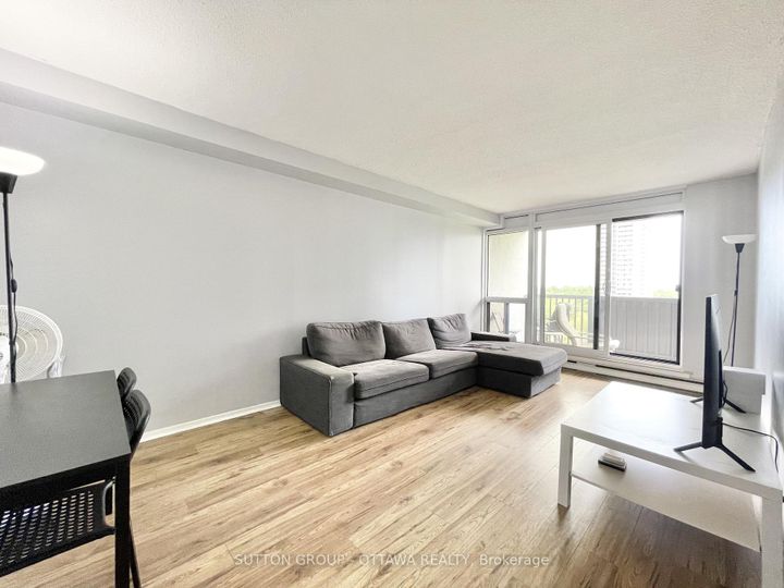 Photo 4 at 704 - 900 Dynes Road, Nepean (Carleton Square), Ottawa
