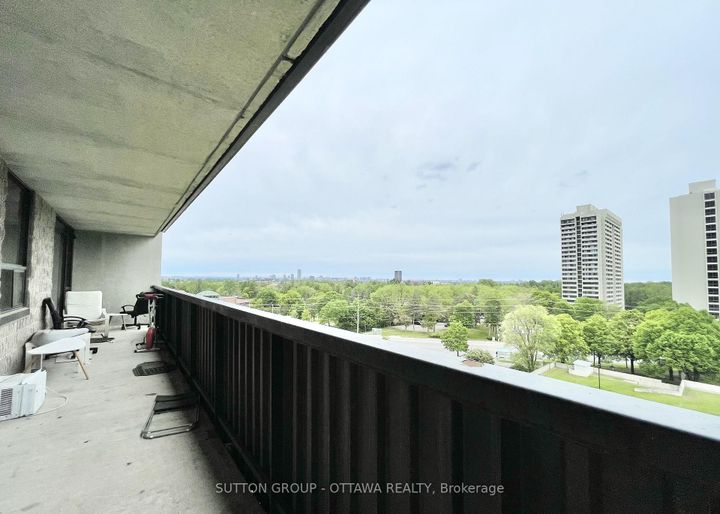 Photo 17 at 704 - 900 Dynes Road, Nepean (Carleton Square), Ottawa