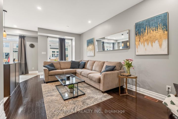 Photo 7 at 112 Hawkshaw Crescent, Nepean (Cedargrove/Fraserdale), Ottawa