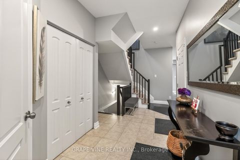 Photo 5 at 112 Hawkshaw Crescent, Nepean (Cedargrove/Fraserdale), Ottawa