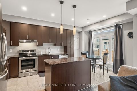 Photo 9 at 112 Hawkshaw Crescent, Nepean (Cedargrove/Fraserdale), Ottawa