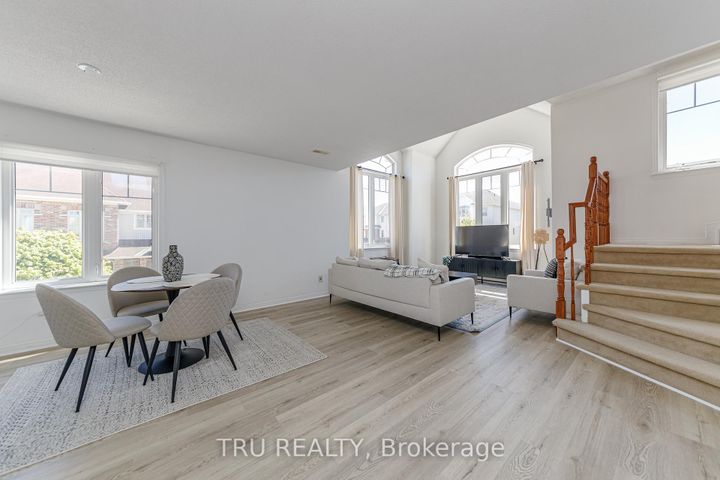 Photo 1 at 10 - 272 Keltie Private, Nepean (Longfields), Ottawa