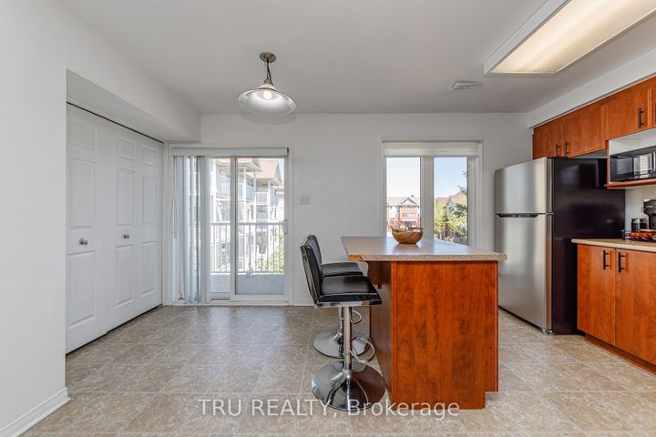 Photo 11 at 10 - 272 Keltie Private, Nepean (Longfields), Ottawa