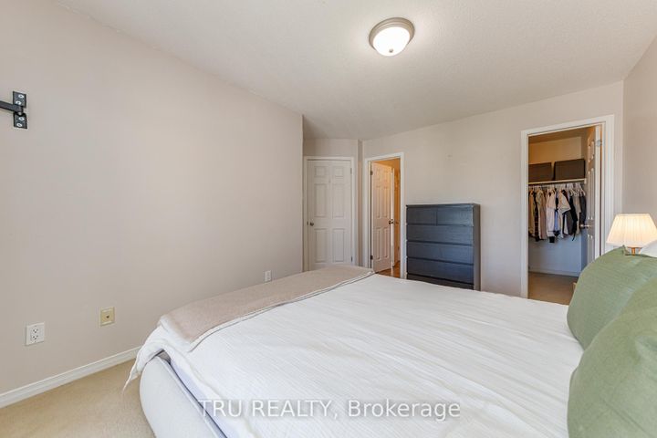 Photo 26 at 10 - 272 Keltie Private, Nepean (Longfields), Ottawa