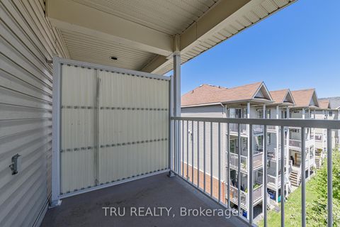 Photo 32 at 10 - 272 Keltie Private, Nepean (Longfields), Ottawa