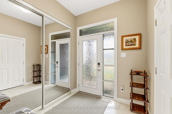 Photo 1 at 942 Kilbirnie Drive, Nepean (Half Moon Bay), Ottawa