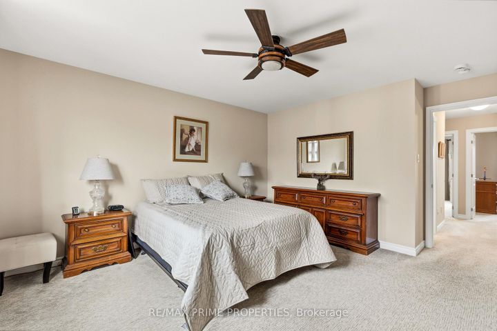 Photo 19 at 942 Kilbirnie Drive, Nepean (Half Moon Bay), Ottawa