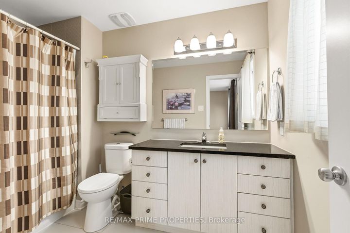 Photo 25 at 942 Kilbirnie Drive, Nepean (Half Moon Bay), Ottawa