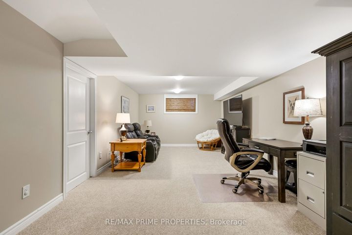 Photo 27 at 942 Kilbirnie Drive, Nepean (Half Moon Bay), Ottawa
