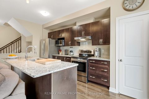 Photo 10 at 942 Kilbirnie Drive, Nepean (Half Moon Bay), Ottawa