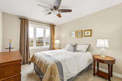 Photo 17 at 942 Kilbirnie Drive, Nepean (Half Moon Bay), Ottawa