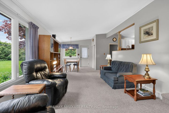 Photo 14 at 59 Evergreen Drive, Nepean (Lynwood Village), Ottawa